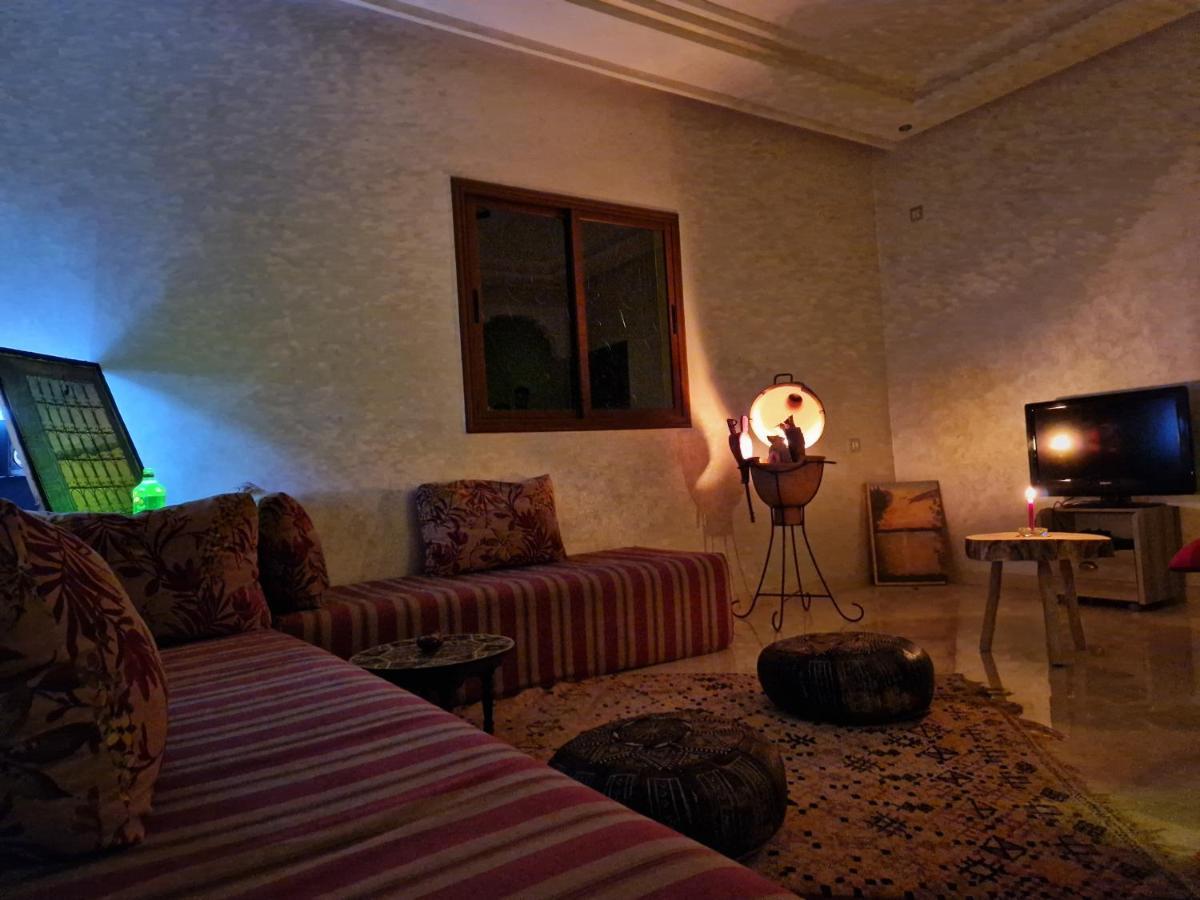 Dar Bisbis Marrakesh Lägenhet Exteriör bild