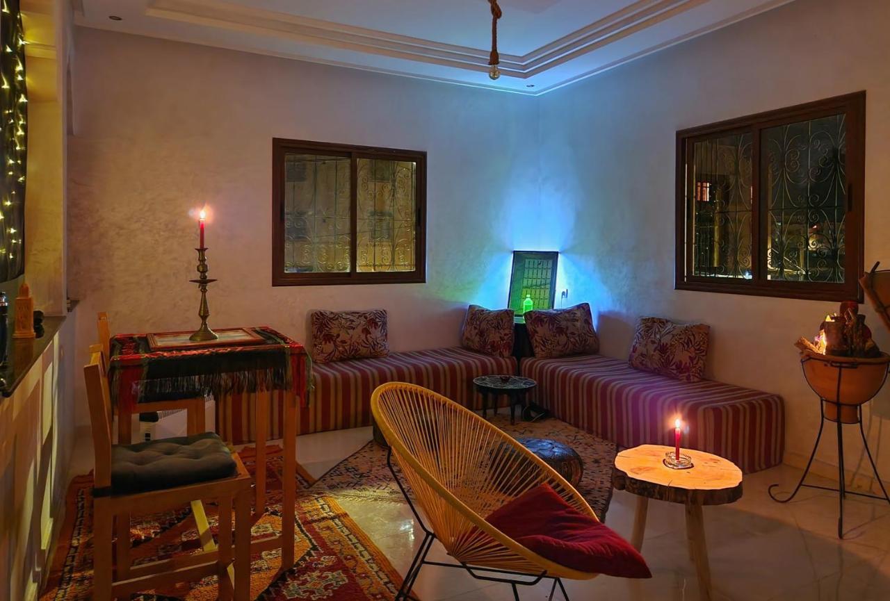 Dar Bisbis Marrakesh Lägenhet Exteriör bild
