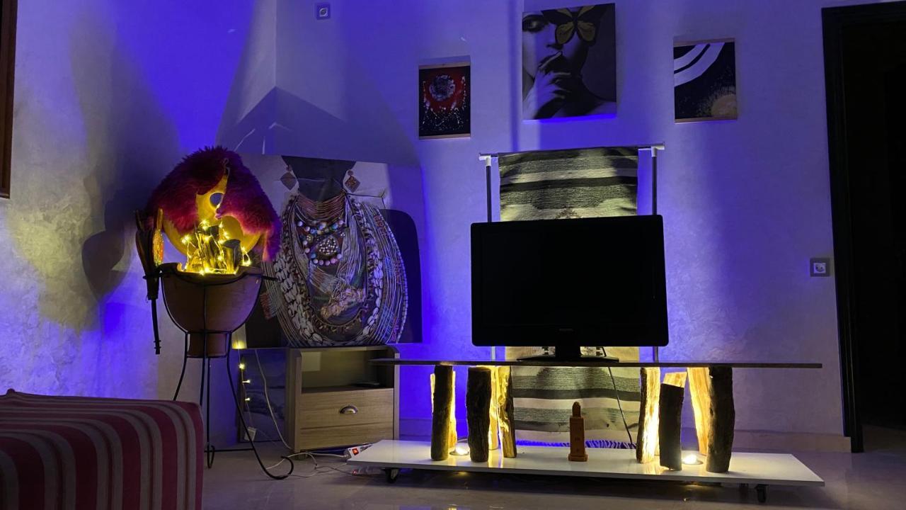 Dar Bisbis Marrakesh Lägenhet Exteriör bild